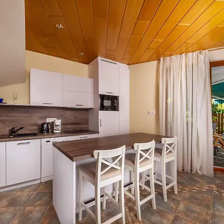 Holiday home In 37749