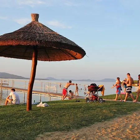 Σπίτι διακοπών In 37749 *